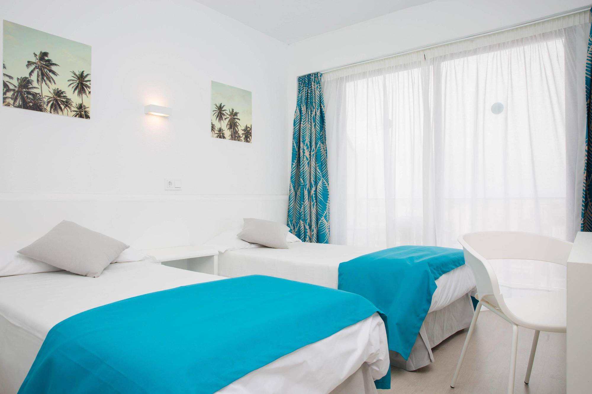 Отель Bluesea Arenal Tower Adults Only Эл Аренал Экстерьер фото